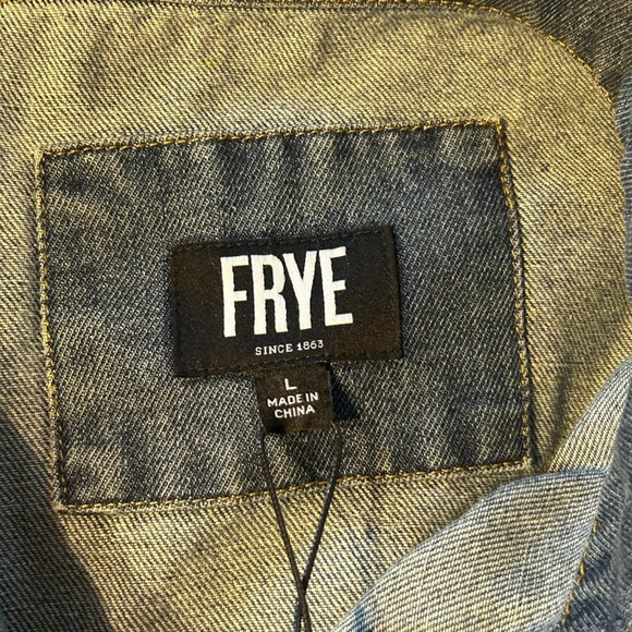NEW! Women's Frye Denim Studded Jean Jacket Large - Picture 3 of 8